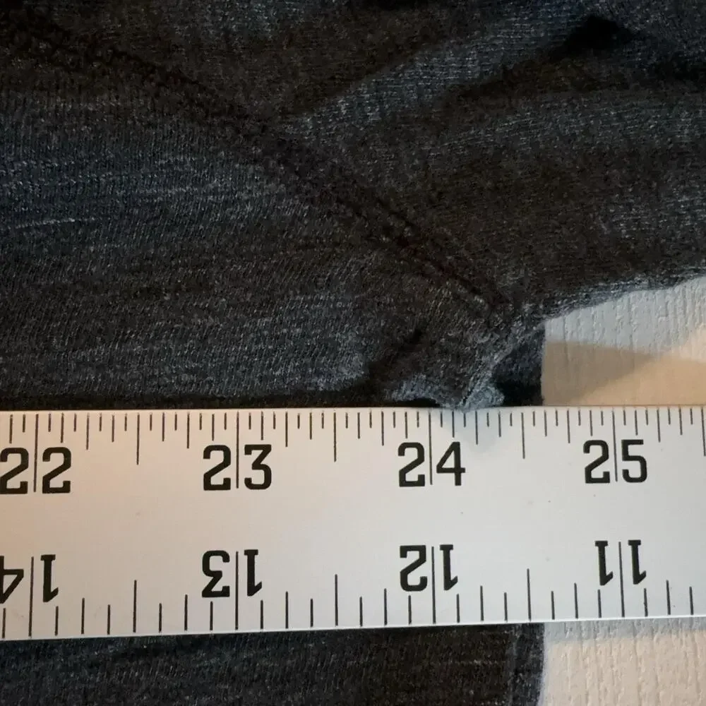 Banana Republic Sweatshirt Mens XL Gray Crewneck Pullover Tagless Knit Casual